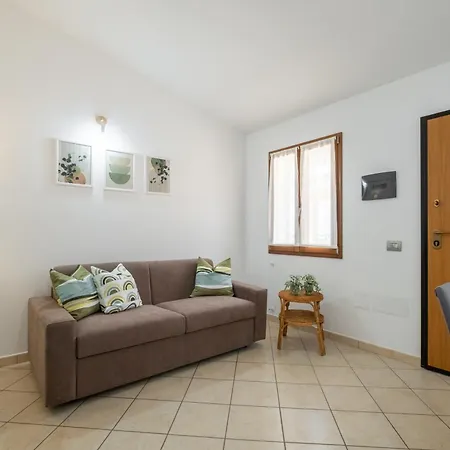 Edo Apartmán Muravera